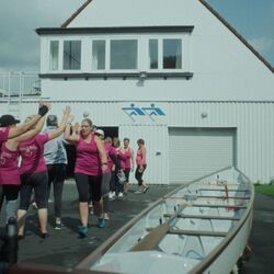 Special "Premiere": PINK POWER